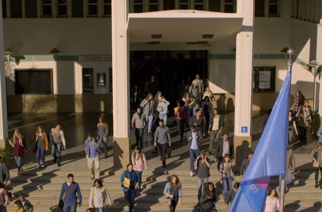 File:S06E13-Final Announcement.jpg