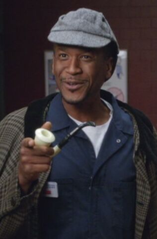 File:S04E11-Jerry as Sherlock Holmes.jpg