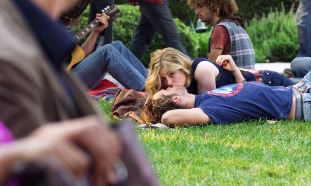 File:SP Hippie love.png