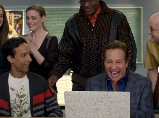 File:S06E08-The viewing.jpg