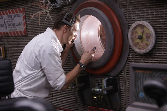 File:2x4 Promotional photo 10.jpg