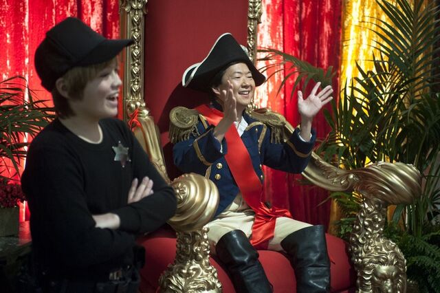 File:3x21 promotional photo 4.jpg