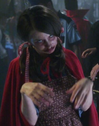 File:Zombie Annie.jpg