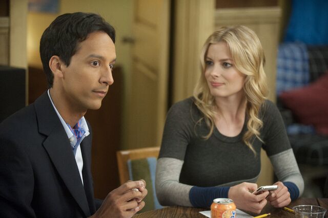 File:3X4 Promopic19.jpg