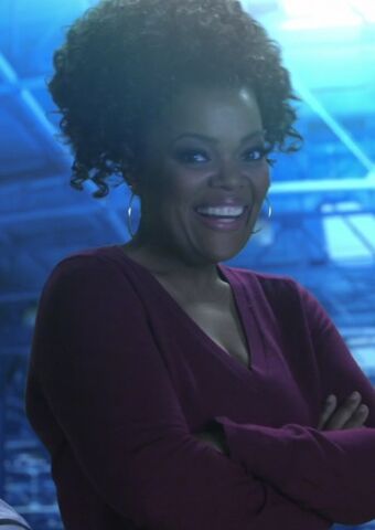 File:Shirley Bennett Season Six.jpg