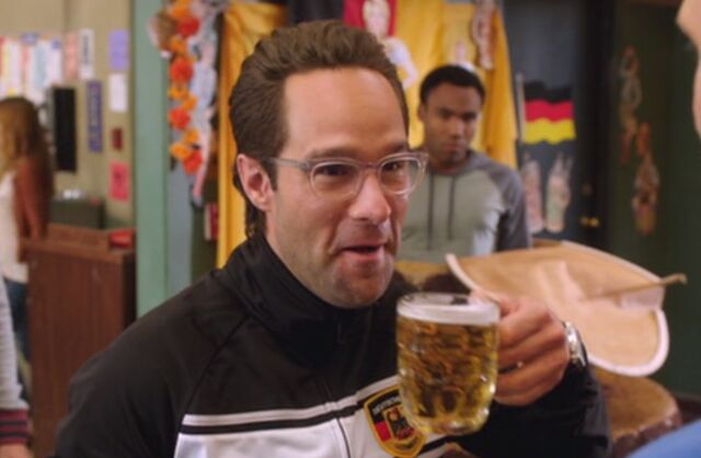 File:S04E04-Reinhold beer.jpg