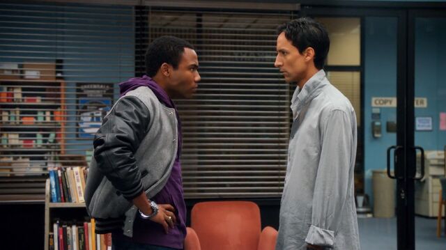 File:1x2 Troy and Abed3.jpg