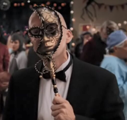 File:S01E07-Dean's first costume.jpg