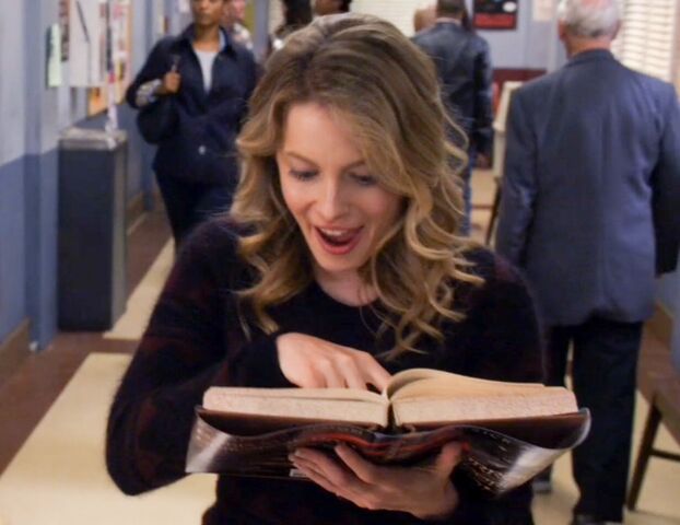 File:Britta finds some spoilers.jpg