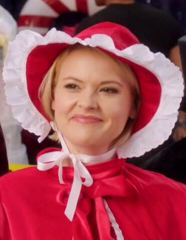 File:Glee Club Girl -2.jpg