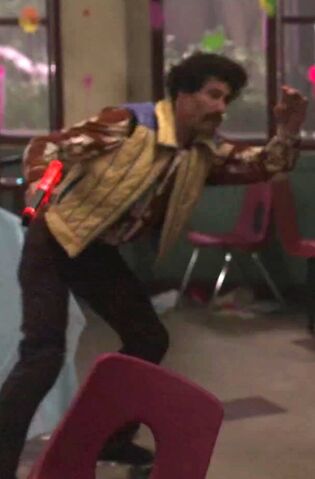 File:Male roller skater 2.jpg