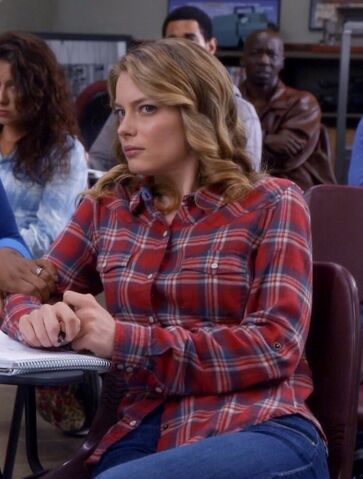 File:5x2 Britta 2.jpg