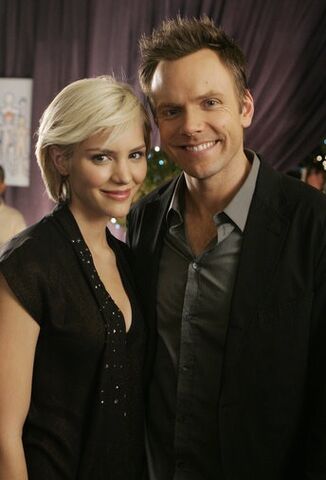 File:1x18 Promotional photo 7.jpg