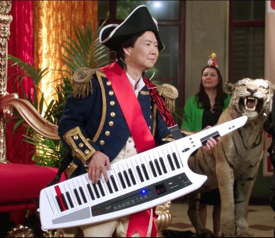 File:3X21 Keytar.jpg