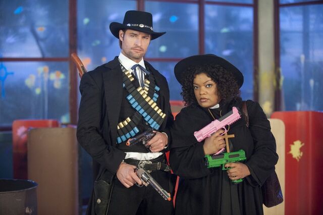 File:2x23 Promotional photo 25.jpg