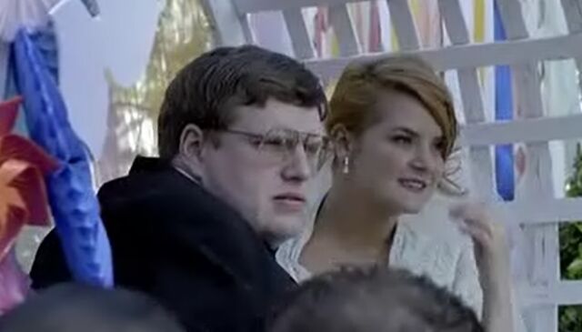 File:S06E12-Garrett is not amused.jpg