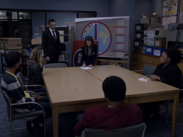 File:5x01-Annie signs Abed Britta Jeff Troy Shirley.jpg