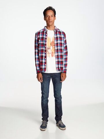 File:Abed Season Five pose.jpg