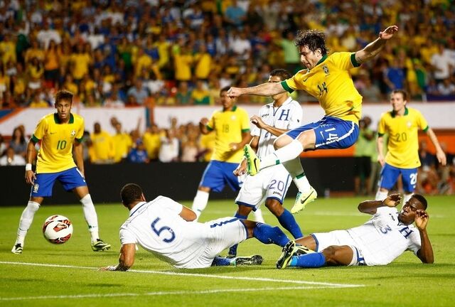 Ficheiro:Selecao1.jpg