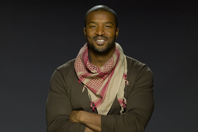 File:Promo Travis S1 02.jpg
