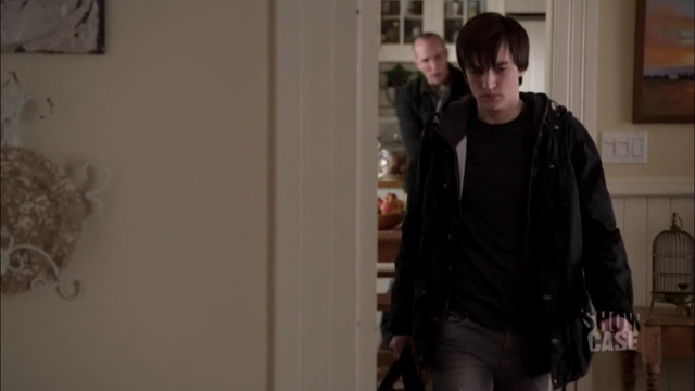 File:1x06 Julian 04.png