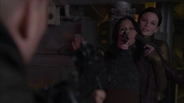 File:1x02 any takers.jpg