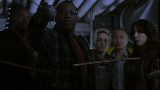 File:1x02 12bolt time travel.jpg