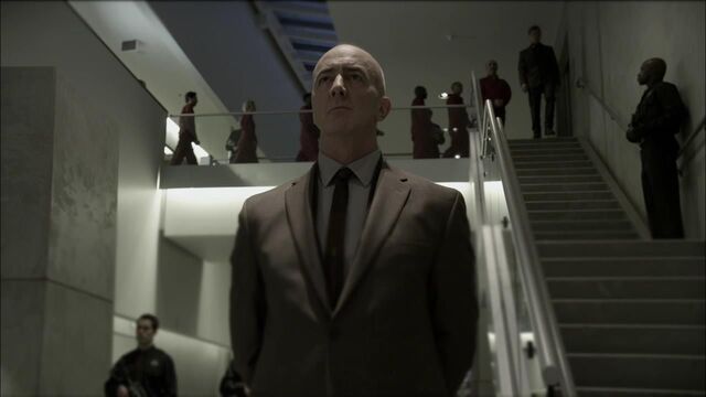 File:1x01 warden.jpg