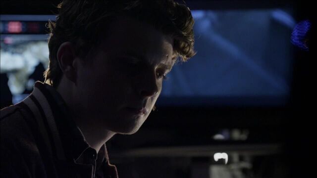File:1x02 sad alec.jpg