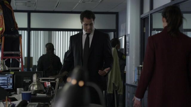 File:1x02 forgot about funeral.jpg