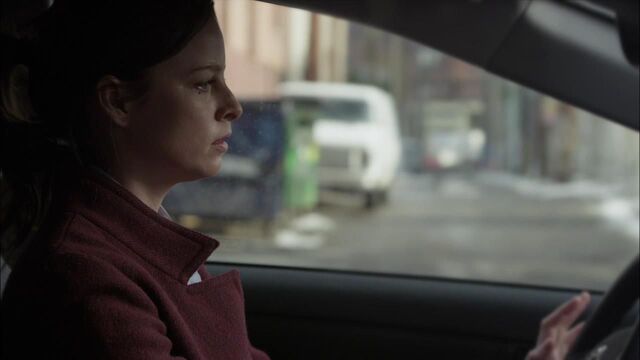 File:1x02 kiera toyota 2.jpg