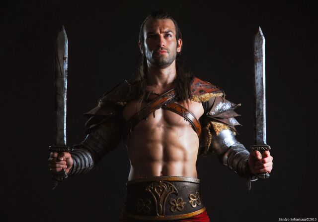 File:LeonChiro-Gannicus-SpartacusVengeance.jpg