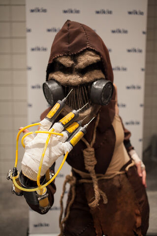 File:Scarecrow NYCC.jpg
