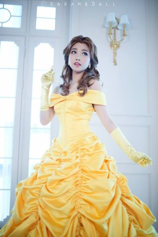 File:Tomia-Belle.jpg