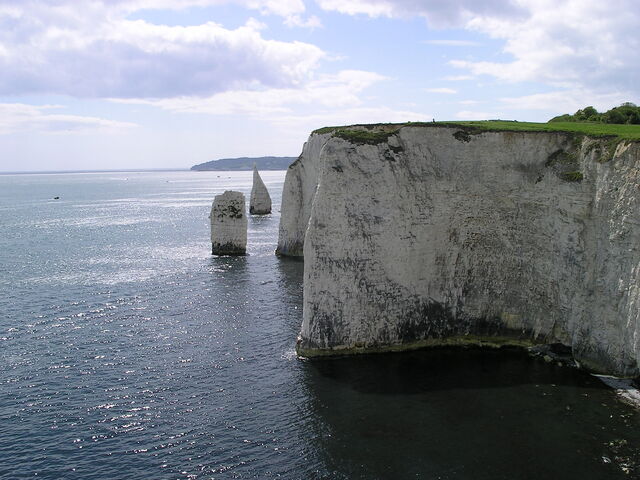 File:Old Harry rocks cliff.jpg