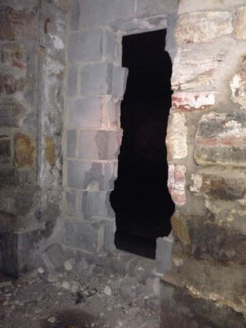 File:Broken Entrance.jpg