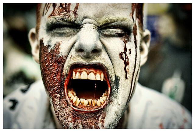File:Zombie-Photo-01.jpg