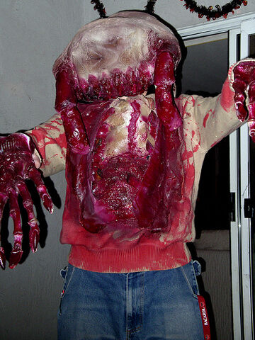 File:Dan as Headcrab.jpg