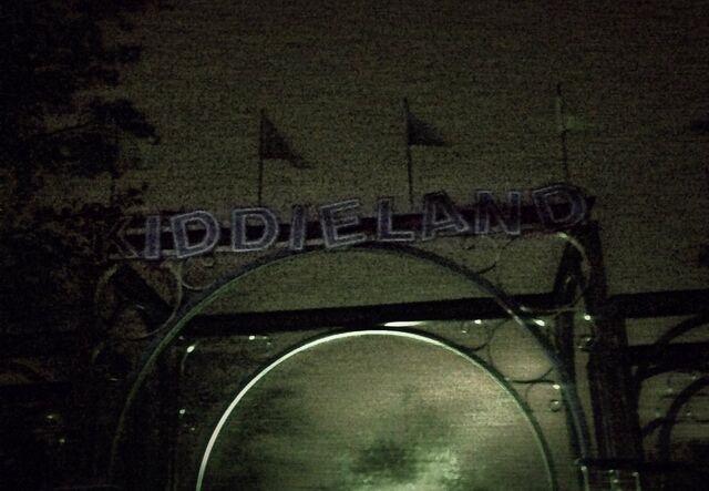File:Kiddieland by queendreaveev-d6s0za8.jpg