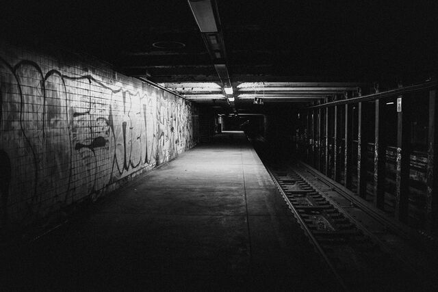File:Ratman subway.jpg