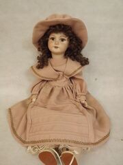 Stara-lalka-ceramiczna-s 11797.jpg