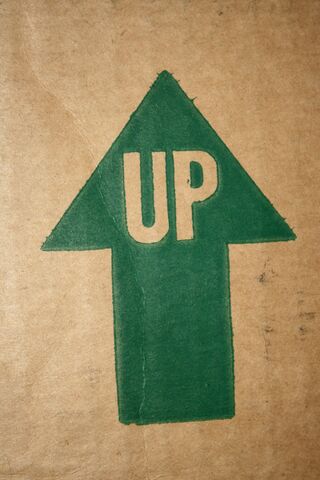 File:Up-arrow-on-cardboard-box.jpg