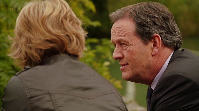File:Robbie and Laura 1.jpg