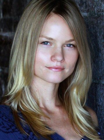 File:Lindsay Pulsipher.jpg