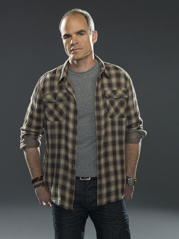File:Jonathan Simms.jpg