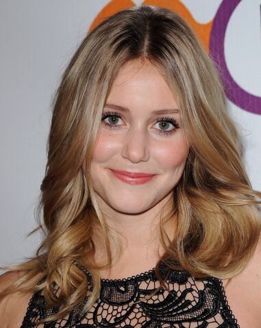 File:Julianna Guill.jpg