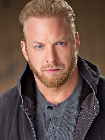 File:Adam Dunnells.jpg