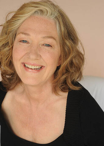 File:Sarah Benoit.jpg