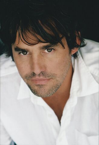 File:Nicholas Brendon.jpg