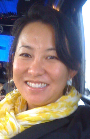 File:Oanh Ly.jpg